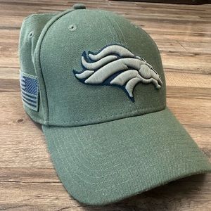 Denver Broncos Salute to Service Flex Fit Hat
